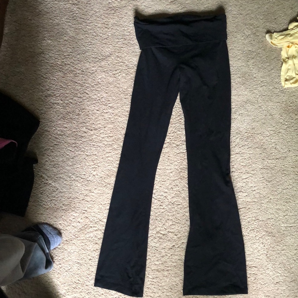 Victoria secrets yoga pants